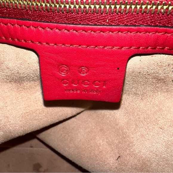 Gucci GG Supreme Blossoms Floral Red Tote Shoulder Bag - Picture 13 of 16